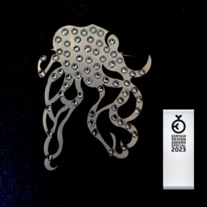 Wien, Brosche, Niro, gelasert, signiert, Petra Stelzmüller, KHM, Kunsthistorisches Museum, Design, exquisit, Kristalle aus Österreich, German Design Award, Big See Award